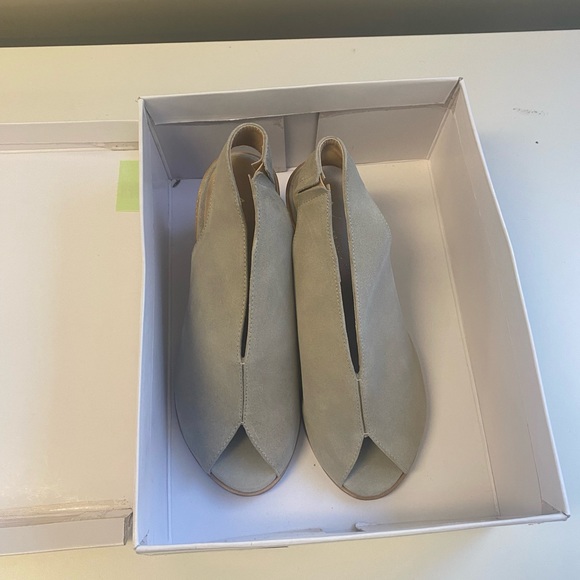 Anthropologie Tracy Slingback Shooties - Picture 6 of 7